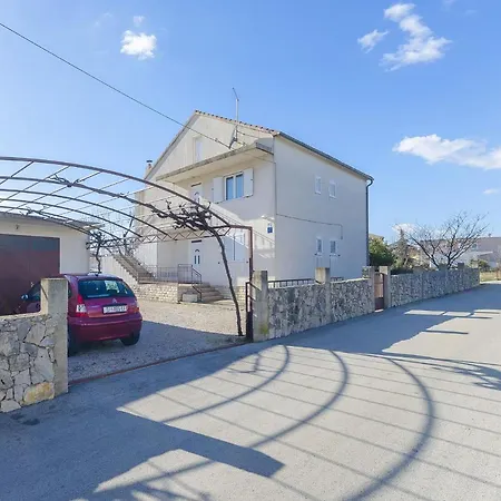 Quiet And Comfortable Appartement